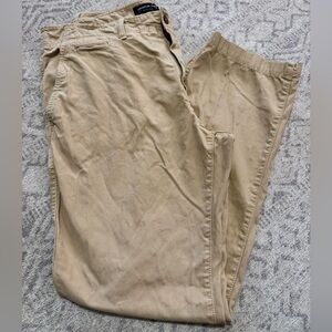 American Eagle 🦅 khaki pants